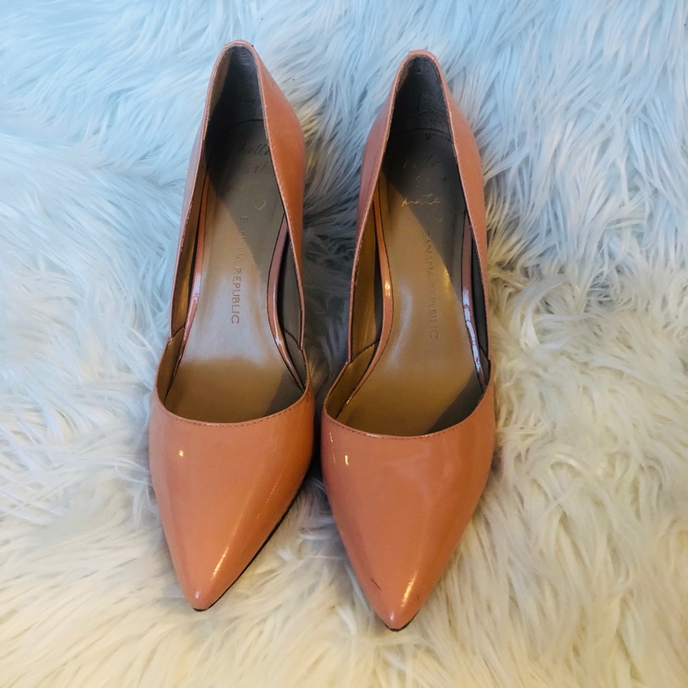 Banana Republic Pumps sz 9.5 in a nude pink